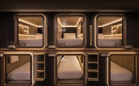 Cube Social Boutique Capsule Hotel At Boat Quay